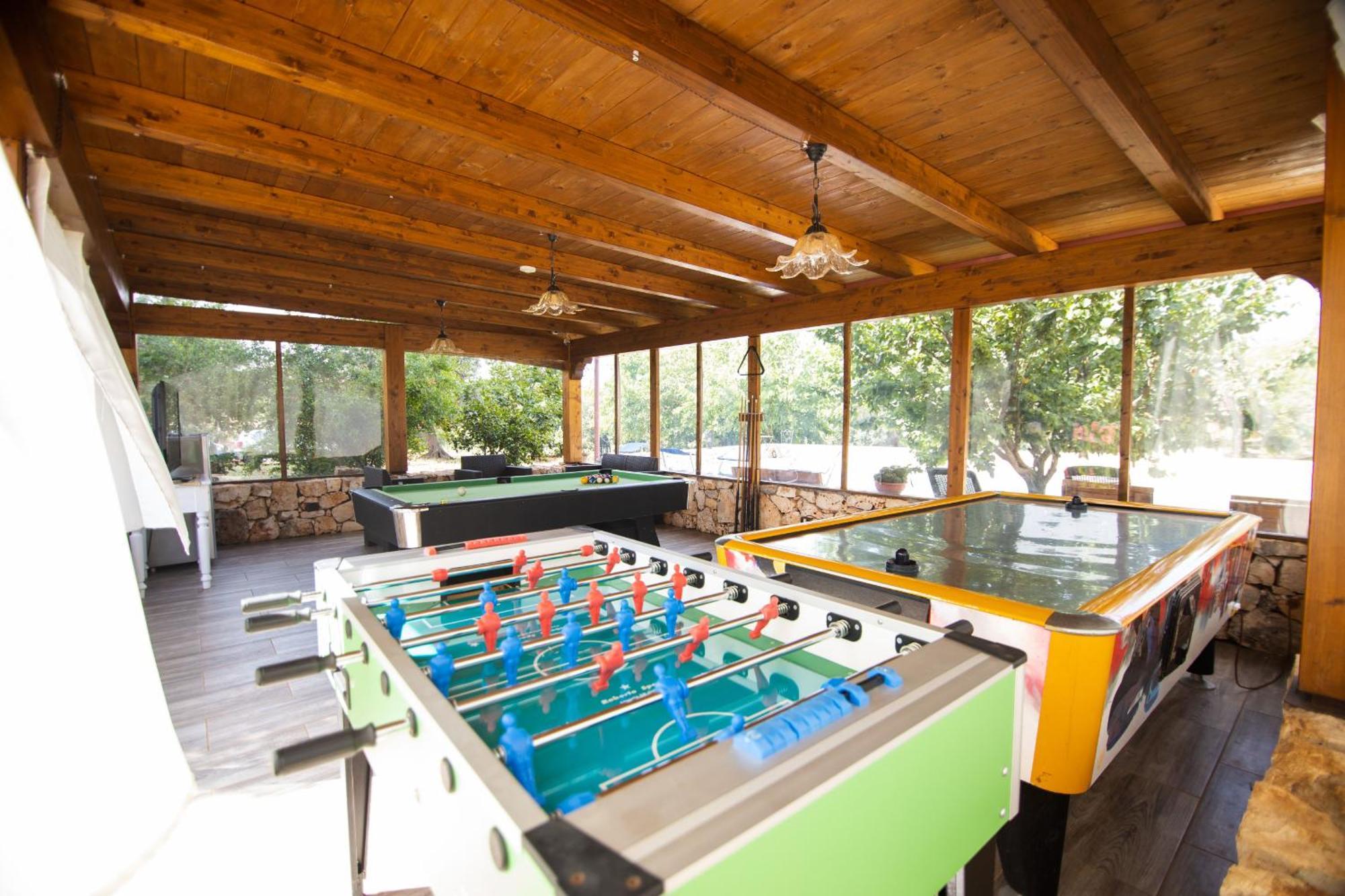 Trullo Nonna Netta Con Piscina Idromassaggio E Area Giochi Villa Ceglie Messapica Exterior photo